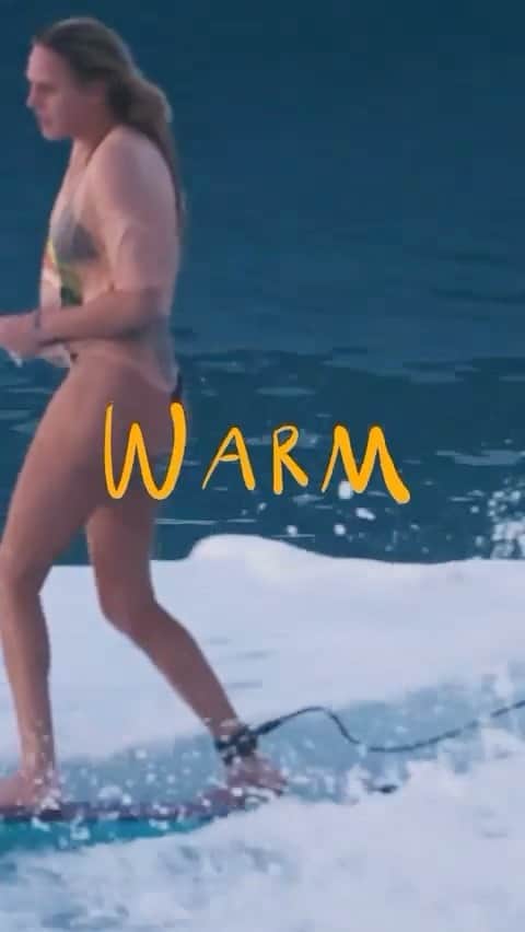BillabongWomensJapanのインスタグラム：「ハワイで冬を過ごすと、ノスタルジアの温かい気持ちが湧き上がる。　@lauraenever」