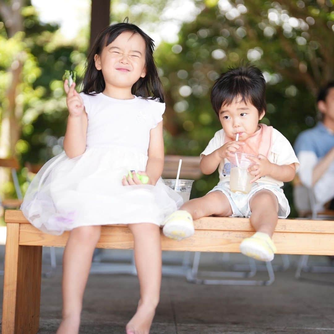 きりのさんのインスタグラム写真 - (きりのInstagram)「8月が終わる前に夏休みの投稿をやり切らないと！っていう使命感が😂  写真たくさんありますのでこれから少しずつアップしていきます🙇‍♀️笑  夏休みも終盤ですね、、母はすでに毎日ヘトヘトです。お昼ご飯のレパートリーは尽きたし、プールで遊び過ぎて肌は真っ黒です😂 全国のお母さん、もう少しで夏休みも終わりますので残り頑張りましょう🥲  #夏休みの過ごし方」8月18日 20時54分 - kirino0808