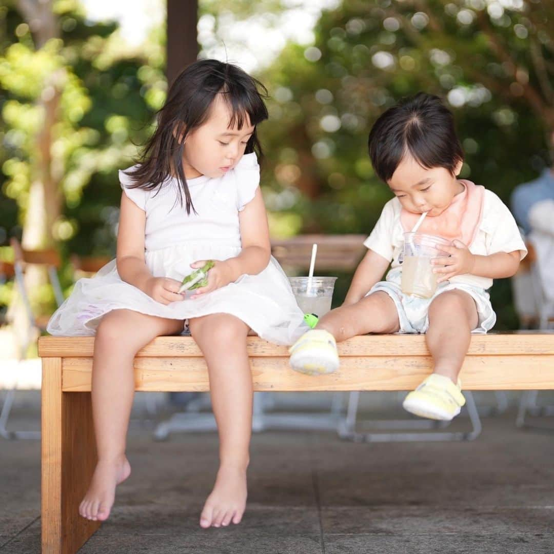 きりのさんのインスタグラム写真 - (きりのInstagram)「8月が終わる前に夏休みの投稿をやり切らないと！っていう使命感が😂  写真たくさんありますのでこれから少しずつアップしていきます🙇‍♀️笑  夏休みも終盤ですね、、母はすでに毎日ヘトヘトです。お昼ご飯のレパートリーは尽きたし、プールで遊び過ぎて肌は真っ黒です😂 全国のお母さん、もう少しで夏休みも終わりますので残り頑張りましょう🥲  #夏休みの過ごし方」8月18日 20時54分 - kirino0808