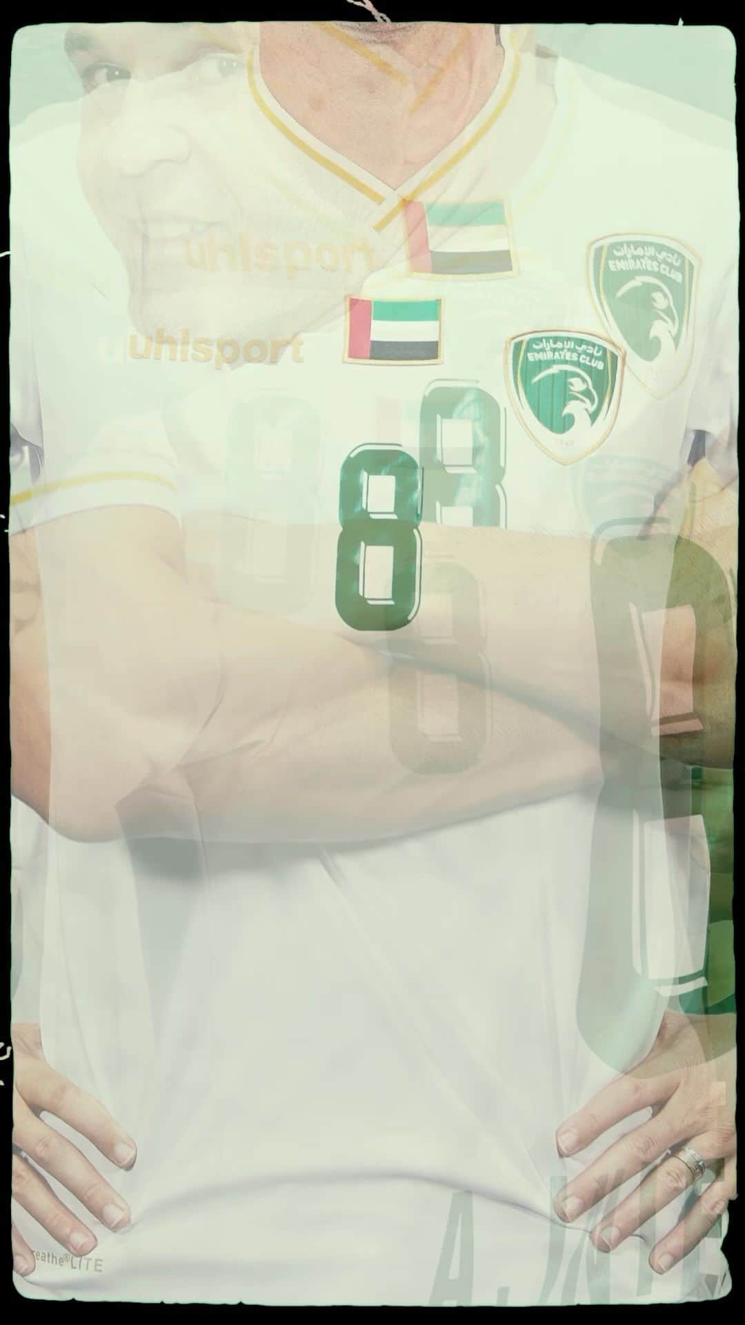 アンドレス・イニエスタのインスタグラム：「Con muchas ganas de estrenarme con esta camiseta.   Looking forward to making my debut in this jersey.   Vamos @emirates_fc!! 💚🤍」