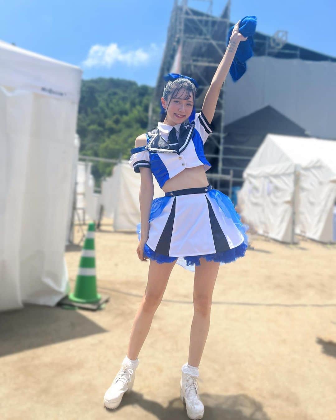 島袋香菜のインスタグラム：「夏フェス🍹💙」