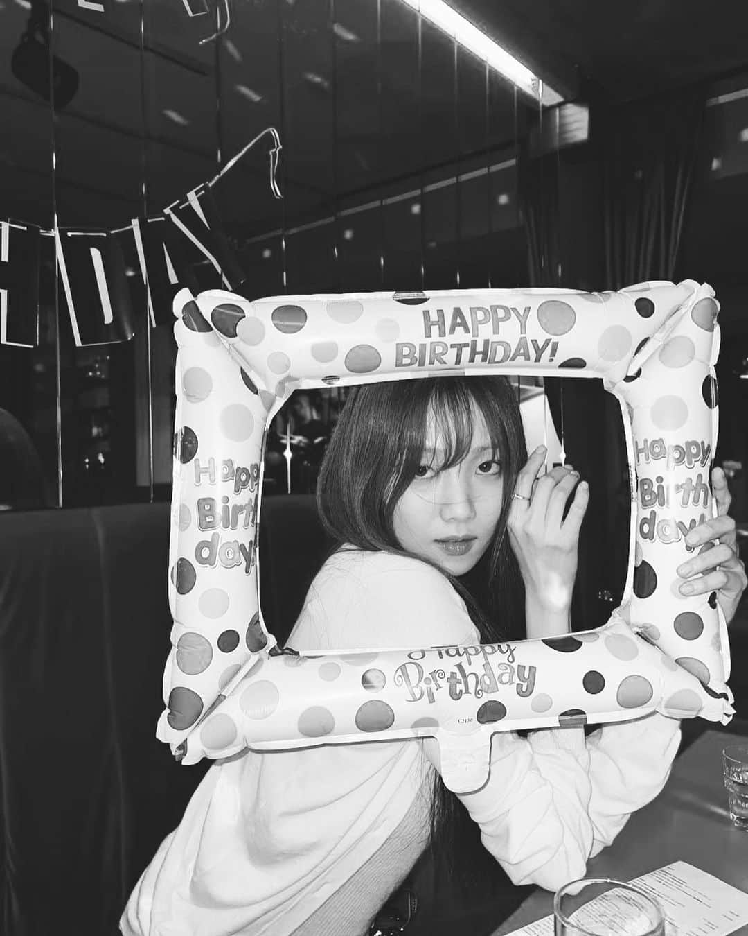 イ・ソンギョンさんのインスタグラム写真 - (イ・ソンギョンInstagram)「Birthday🎉」8月18日 22時03分 - heybiblee