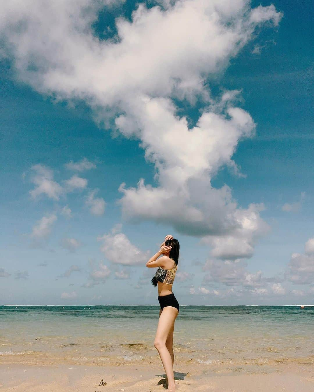 ソンソさんのインスタグラム写真 - (ソンソInstagram)「☀️🏖️🌊👙」8月18日 22時18分 - chengxiao_0715