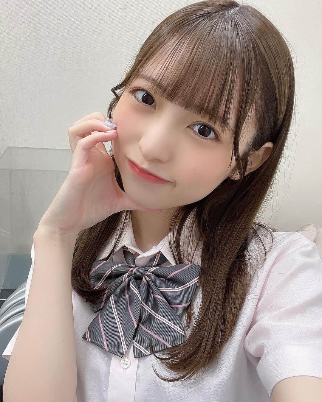 櫻井もえのインスタグラム：「.  🏫🎓  .」