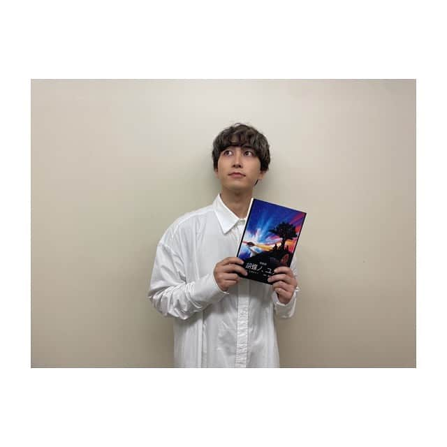 中島ヨシキさんのインスタグラム写真 - (中島ヨシキInstagram)「#朗読劇 胡蝶ノ、ユメ ご来場ありがとうございました！  蒼くんとはちょっと久しぶりだったけど、瑞々しい感性が突き刺さりました。じんわりじっとり沁みた。 小岩井さんのちとせは幼いのに妖艶で、抗えない魅力がありました。 矢野くんはお話の重厚さに欠かせない存在。罪悪感に駆られる壮年の重たさを感じさせてくれました。  やっぱり朗読劇好きや〜〜  帰りは矢野くんとちょっぴりドライブしました🚗  #胡蝶ノユメ  #市川蒼 #小岩井ことり  #矢野奨吾」8月18日 22時29分 - yoshiki_n_626