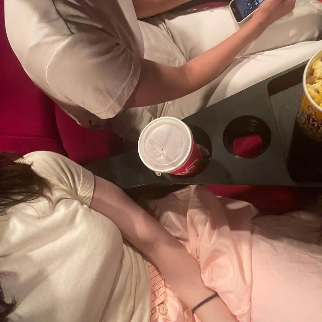 加藤愛里クリスティーナさんのインスタグラム写真 - (加藤愛里クリスティーナInstagram)「🍒☁️🎀💘💋🛍🌷🥺💯」8月18日 22時26分 - airi_jb1212