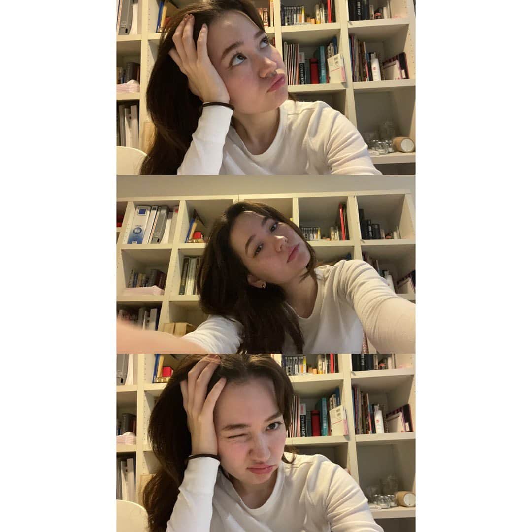 加藤愛里クリスティーナのインスタグラム：「🍒☁️🎀💘💋🛍🌷🥺💯」