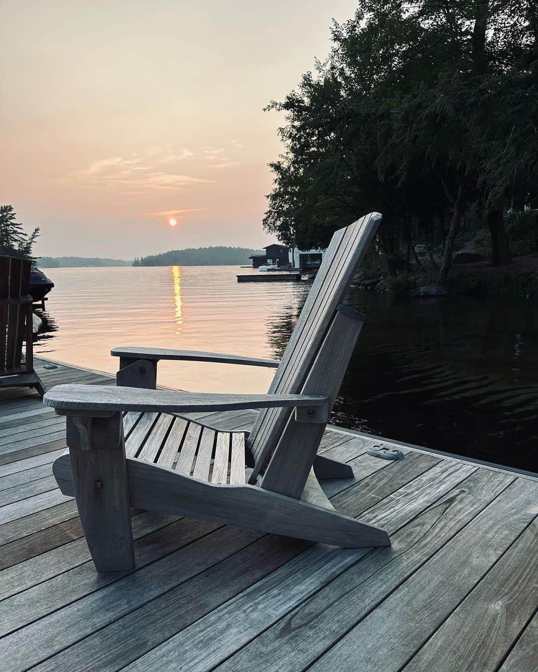 シンディ・クロフォードさんのインスタグラム写真 - (シンディ・クロフォードInstagram)「Wrapping up another summer at the lake 🛶」8月18日 23時22分 - cindycrawford