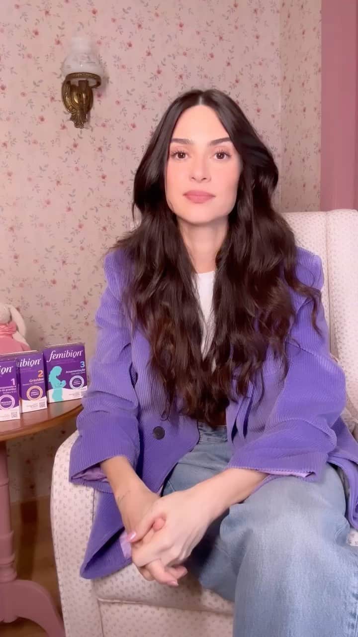 Thaila Ayalaのインスタグラム：「Femibion me acompanhando em todas as jornadas, inclusive na amamentação! <3 #publi FEMIBION®️ – NÃO CONTÉM GLÚTEN. 07/21 MAT-BR-FM-23-000048」