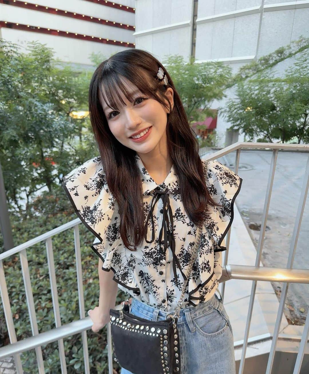 のインスタグラム：「. 心咲を独り占めしちゃう？🥰🤍  #NMB48 #坂田心咲 #アイドル #05 #jk #ljk #hapakristin #梅田 #夏コーデ #ヘアピン #ヘアピンアレンジ」