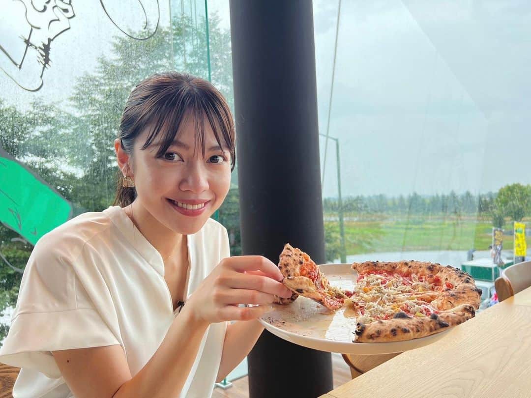 テレビ北海道「旅コミ北海道」のインスタグラム：「【旅コミ北海道】 今日の旅コミは… 空知　道の駅グルメ発見伝🚗  その地域ならではの食材や、 そこへ行かないと食べられない 道の駅グルメ🍴が たくさん登場します😊  是非ご覧ください☺️  🎁1300回放送記念のプレゼント応募は今日までです！番組HPをご確認ください🎁 ・ ・ 旅コミ北海道〜じゃらん de Go！ 毎週土曜日夕方6時30分 8月19日OA . . #また旅へ#旅コミ#北海道#北海道じゃらん#旅#グルメ#食#観光#オフショット#テレビ北海道#haruka #tabikomi#7ch#hokkaido#tvh#tvprogram#television#sightseeing#gourmet#travelood #プレゼント」
