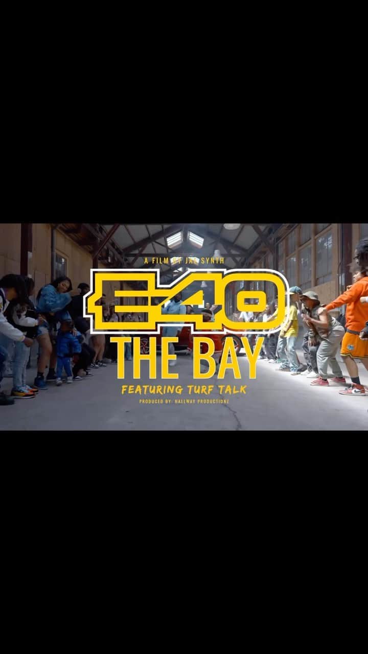 Jabbawockeezのインスタグラム：「🌋 🌋🌋🌋🌋🎬🎥🍿@e40 “ THE BAY “ ft @turftalk01 out now link in bio 👆 Produced by @hallwayprodz 🎥 : @jaesynth」