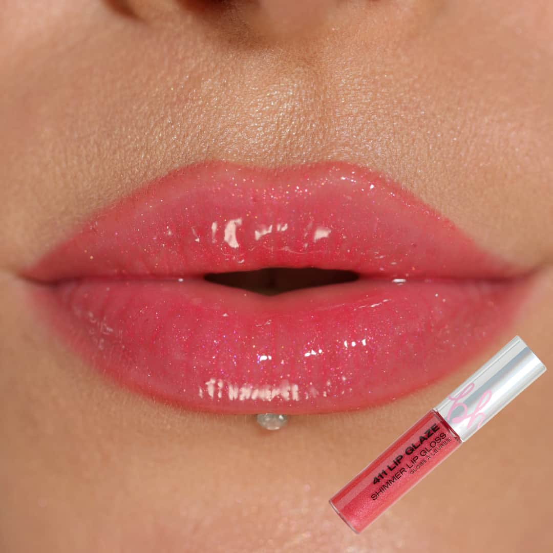 BH Cosmeticsのインスタグラム：「You can NEVER have too many glosses 😘 Get your gleam on with the BH 411 Lip Glaze Shimmer Gloss ✨ Choose from 4 luscious shades: ❤️Playground⁣ 🤍Papped⁣ 🧡Vintage⁣ 💗Melrose⁣ ⁣ #bhcosmetics」