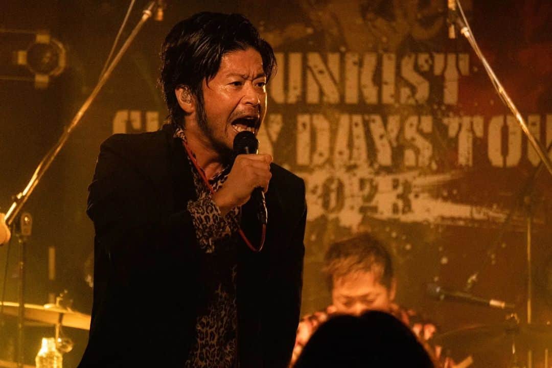 上中丈弥さんのインスタグラム写真 - (上中丈弥Instagram)「2023 8.18横浜⁡ ⁡ライブは生きる力って⁡ ⁡それはバンドマンも同じやね⁡ ⁡最高」8月19日 2時19分 - jyouya