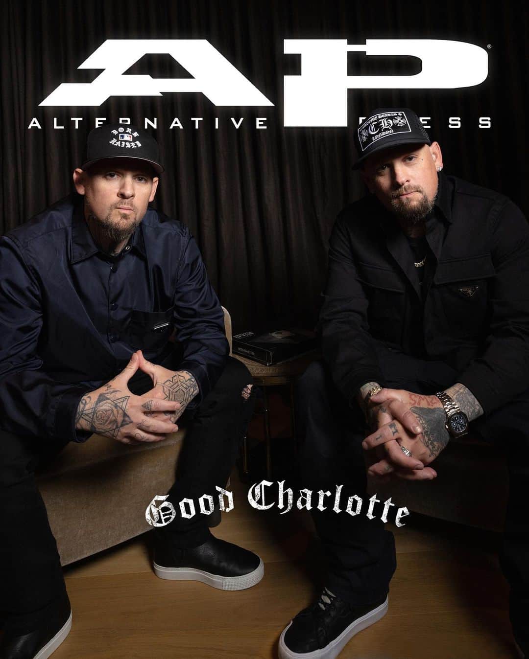 ジョエル・マッデンのインスタグラム：「WE ALL GO THROUGH PHASES @goodcharlotteband for @AltPress Fall 2023 Issue Interview by @annazanes Photography by @Jordankelseyknight  Pre-order the issue along with an exclusive vinyl variant of Good Charlotte’s ’The Young and the Hopeless’ NOW at AltPress.com」