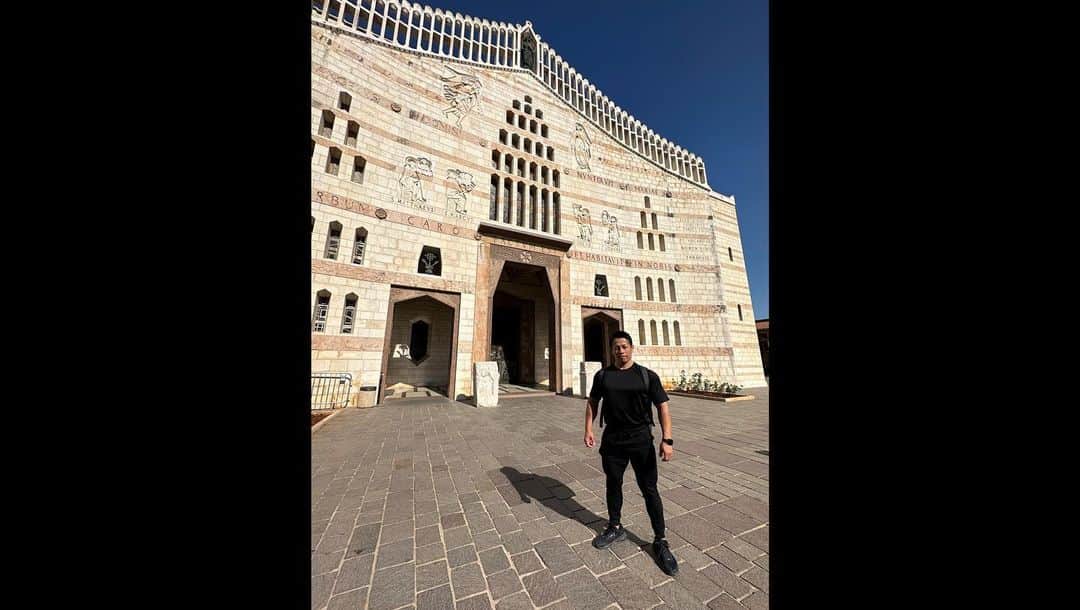 バズーカ岡田（岡田隆）さんのインスタグラム写真 - (バズーカ岡田（岡田隆）Instagram)「Basilica of the Annunciation in Nazareth ナザレの受胎告知教会  #israel」8月19日 5時10分 - bazooka_okada_takashi