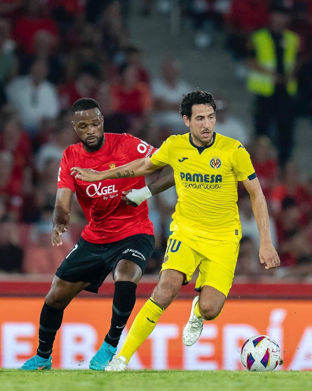 ダニエル・パレホのインスタグラム：「Llegan los primeros tres puntos. Cabeza y trabajo constante para seguir sumando 👍🏼 Vamos @villarrealcf !! Queda mucho por delante 🟡」