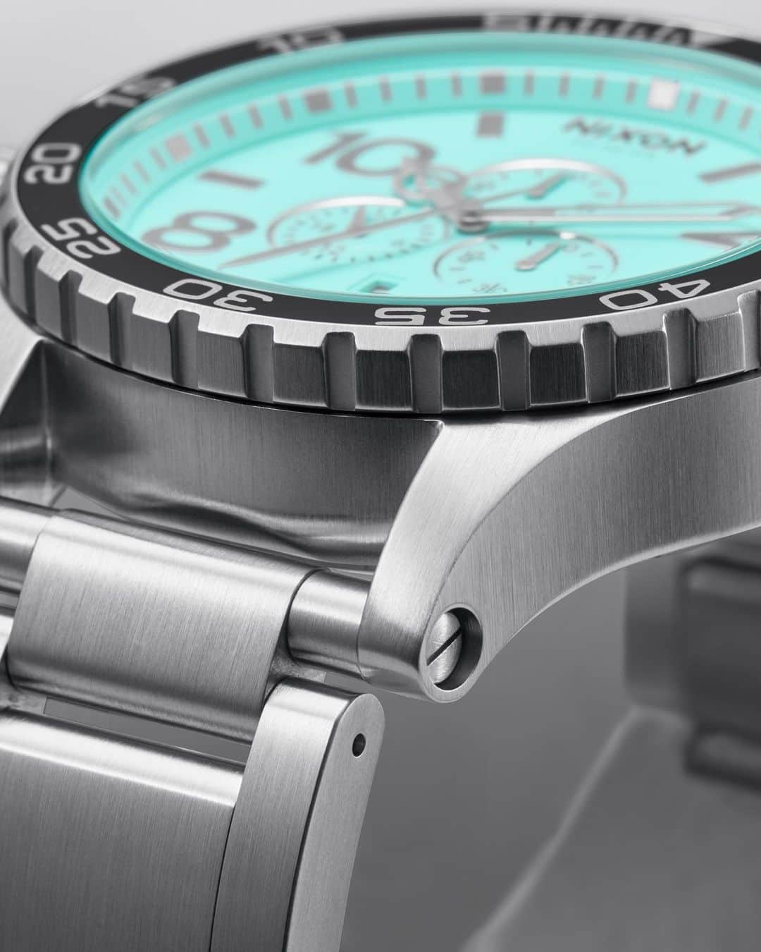 ニクソンさんのインスタグラム写真 - (ニクソンInstagram)「Woah…  Yup. We heard you loud and clear. The 51-30 Chrono Silver/Turquoise edition is officially back in stock.   Equipped with a 6 hand chronograph, solid stainless steel construction and is dive ready up to 300 meters. The only thing this watch won’t do, is go unnoticed.」8月19日 5時30分 - nixon