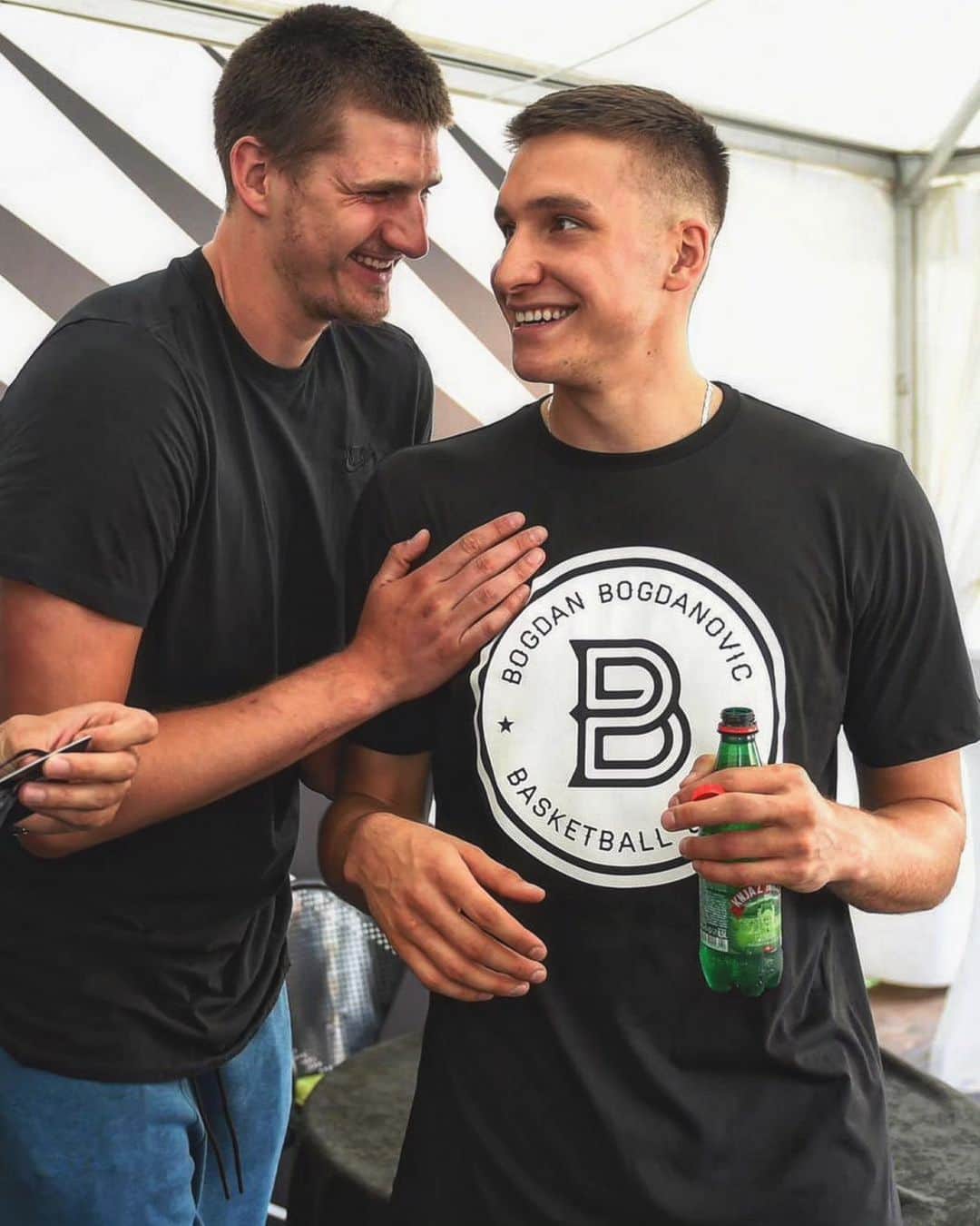 ニコラ・ヨキッチのインスタグラム：「Happy birthday🎂 . . . #jokic #jokicnikola #joker #nikola #nikolajokic #denver #nuggets #denvernuggets #colorado #nba #basketball #serbia #usa #srbija #sombor #belgrade #beograd #mvp」