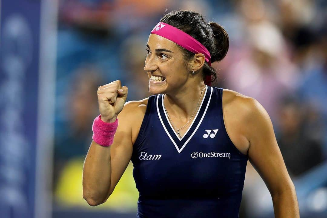 キャロライン・ガルシアのインスタグラム：「Thank you @cincytennis for a new experience!  memories and positive vibes from 2022 will stay forever  Going to Cleveland next for a new challenging week !  #stepbystep #pasapas #flywithcaro #cincytennis #tennisintheland」