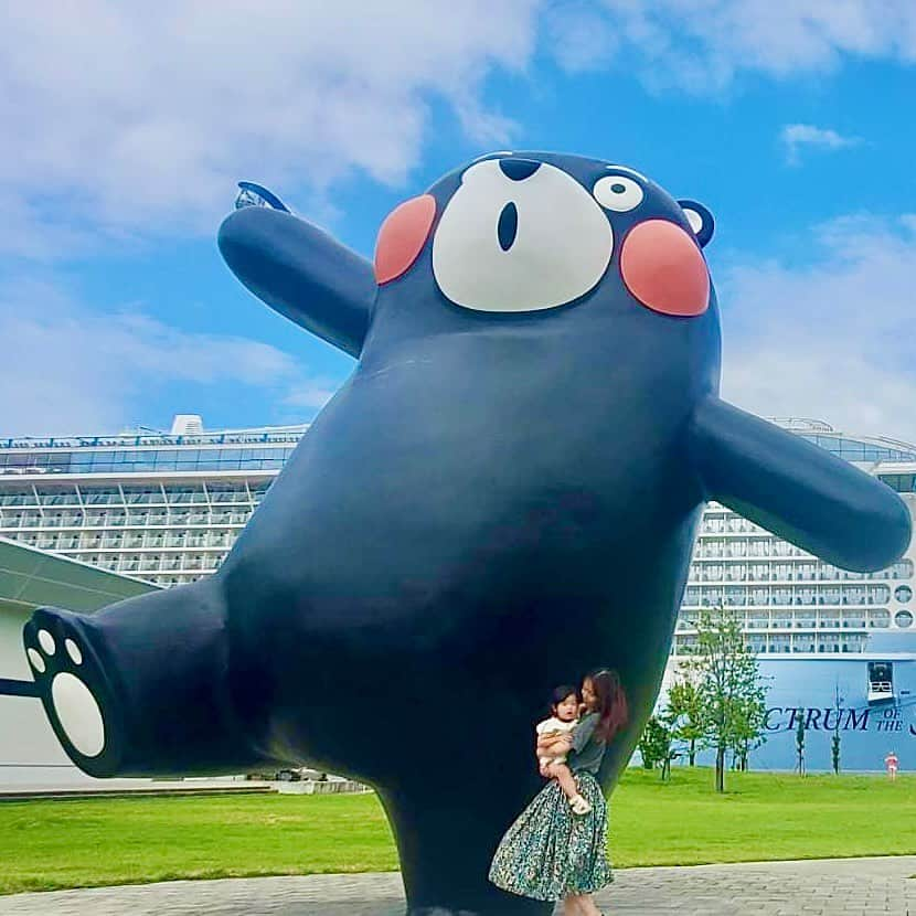 LINAのインスタグラム：「84匹のくまモンに会いに、くまモンポートへ🚢  #くまモン #くまモンポート八代 #八代観光 #熊本子連れ #kumamon #kumamoto #熊本観光」