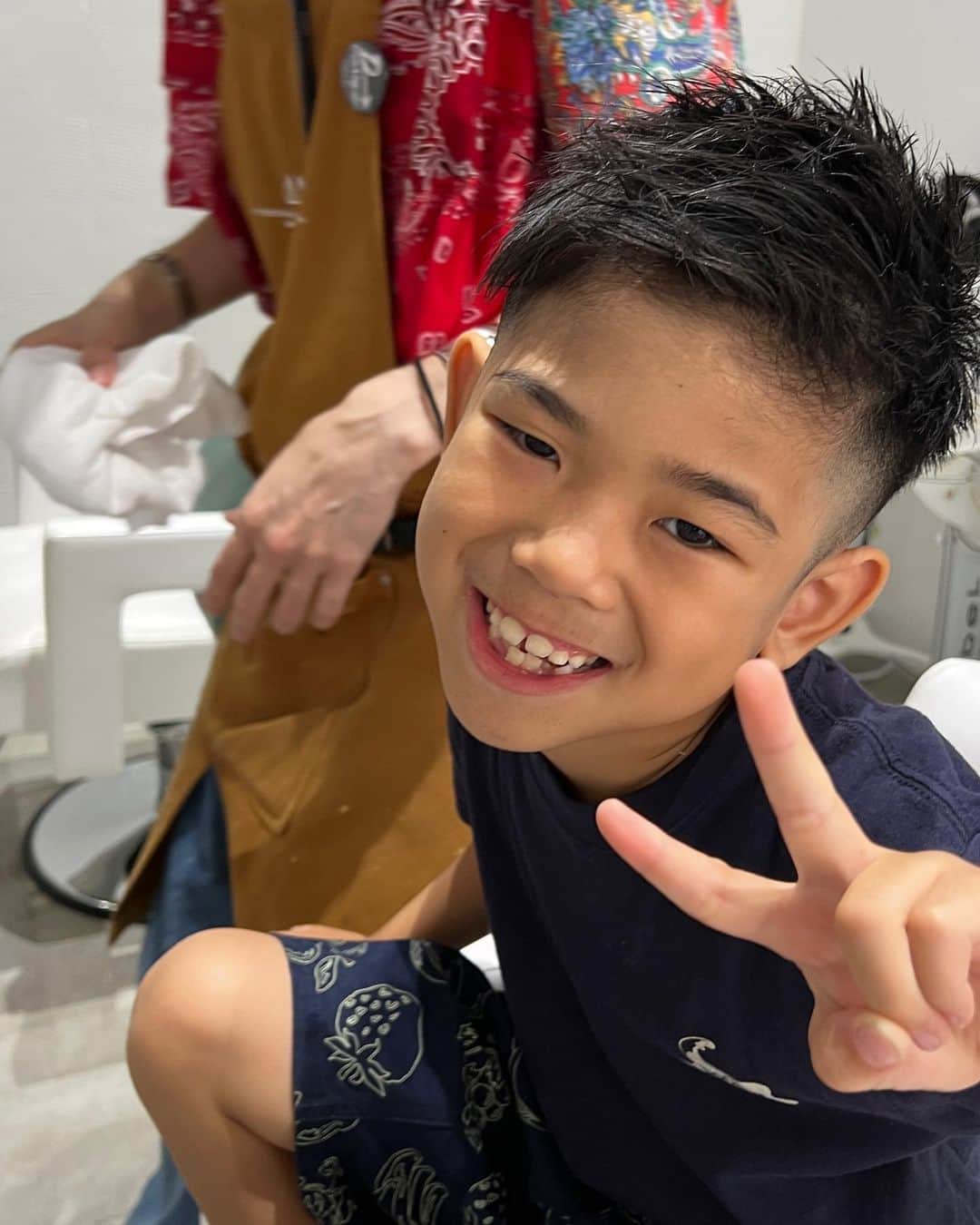 kougeishaのインスタグラム：「さっぱり銀さん。 なんか紐状のハゲが、よくある事だそうなので放置」