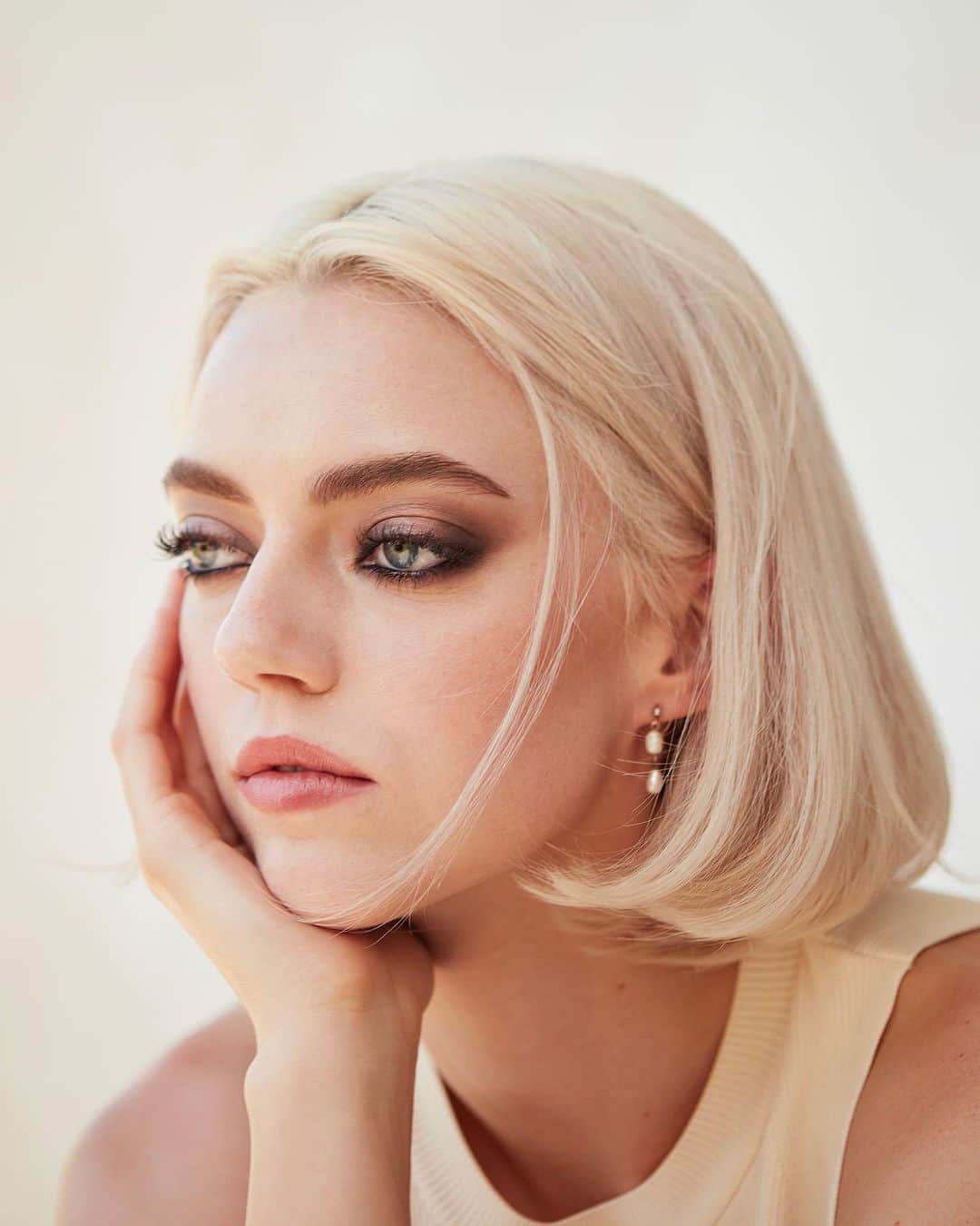 パイパー・アメリカ・スミスのインスタグラム：「Just from Beth’s backyard 🤍」