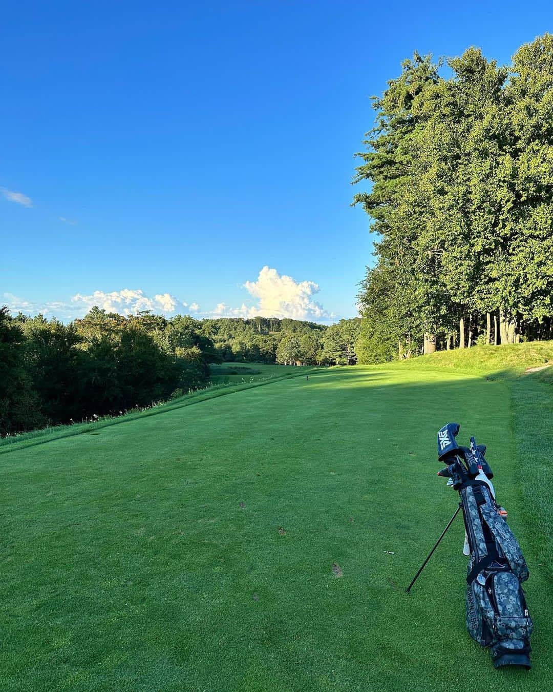 メーガン・カンさんのインスタグラム写真 - (メーガン・カンInstagram)「𝟾.𝟷𝟾.𝟸𝟶𝟸𝟹 @bostongolfclub - 𝚃𝚑𝚊𝚗𝚔𝚏𝚞𝚕 𝚝𝚘 𝚌𝚊𝚕𝚕 𝚝𝚑𝚒𝚜 𝚙𝚕𝚊𝚌𝚎 𝚑𝚘𝚖𝚎 🫶🏻.  𝚏𝚎𝚊𝚝𝚞𝚛𝚒𝚗𝚐 𝚊 𝚜𝚙𝚎𝚌𝚒𝚊𝚕 𝙵𝚊𝚌𝚎𝚃𝚒𝚖𝚎 𝚏𝚛𝚘𝚖 𝚝𝚑𝚎 𝚋𝚎𝚜𝚝 💕.」8月19日 8時53分 - megan_khang