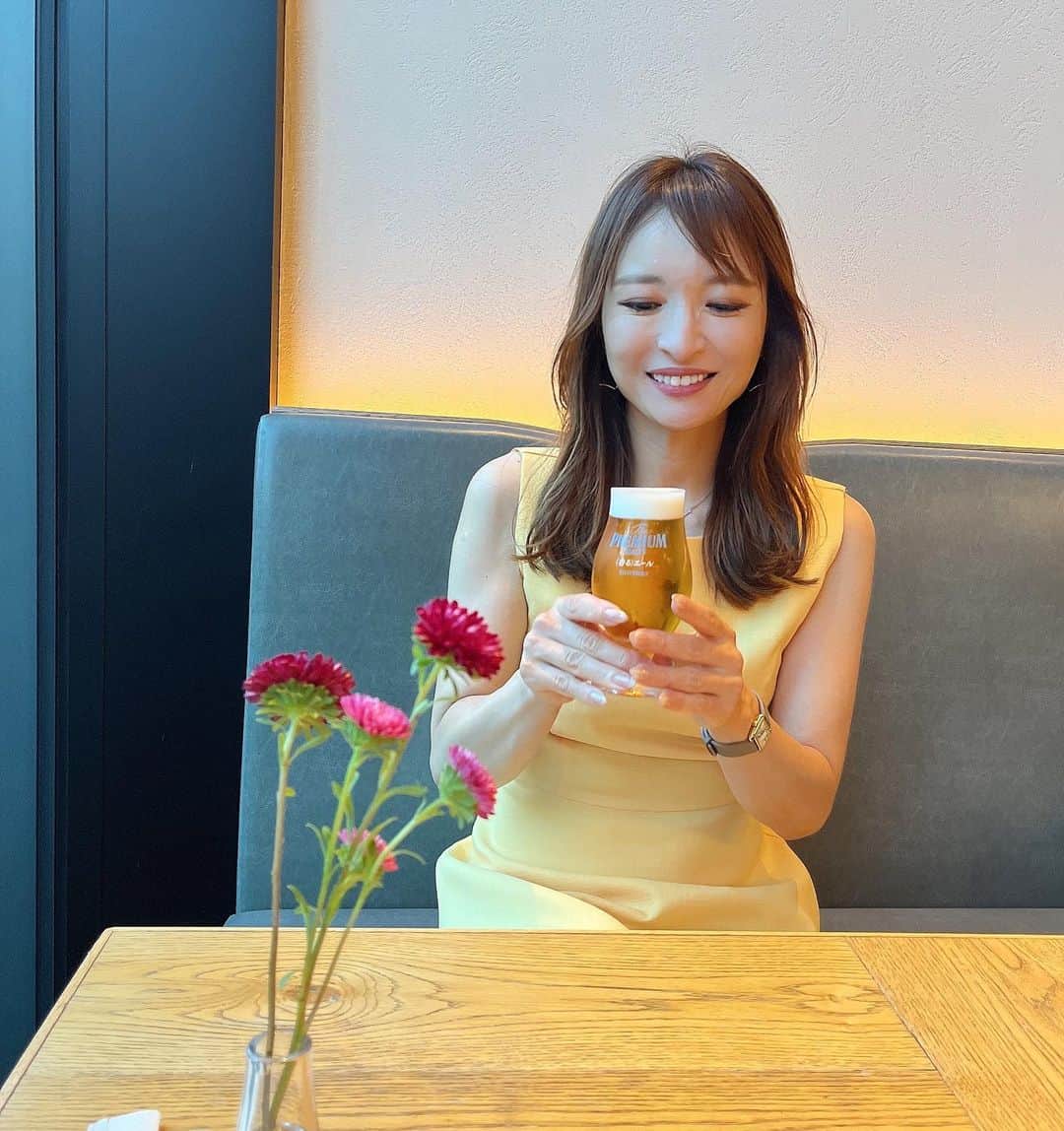 AriizumiEmaさんのインスタグラム写真 - (AriizumiEmaInstagram)「夏のビール🍺最後💐 最近はエールがお気に入り^ ^ ポテト🍟と最高。  Glp1ダイエット始めてから、前ほど甘い物に執着しなくなってきたから、外でデザートは殆ど食べなくなったような🤔  ・ #生ビール#ビール#プレミアムモルツ香るエール」8月19日 9時36分 - ema_ariizumi