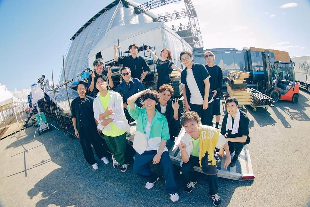 片岡健太さんのインスタグラム写真 - (片岡健太Instagram)「¨SUMMER SONIC 2023 OSAKA¨  超灼熱の中ありがとうございました。 気が飛ぶほど楽しかった  Thank you for watching our performance in the super hot weather. It was a pleasure to be at Summer Sonic, Take good care of yourself.  See you again.  Photo @sotarogoto   #summersonic  #サマソニ #sumika」8月19日 20時30分 - kentakataoka