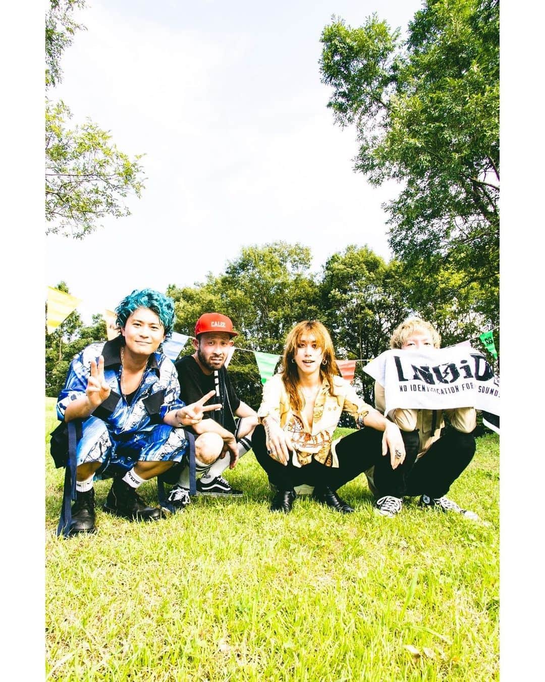 青木カズローのインスタグラム：「SUPER BEAVER、香川でのフェス出演殺影完了。 #写殺」