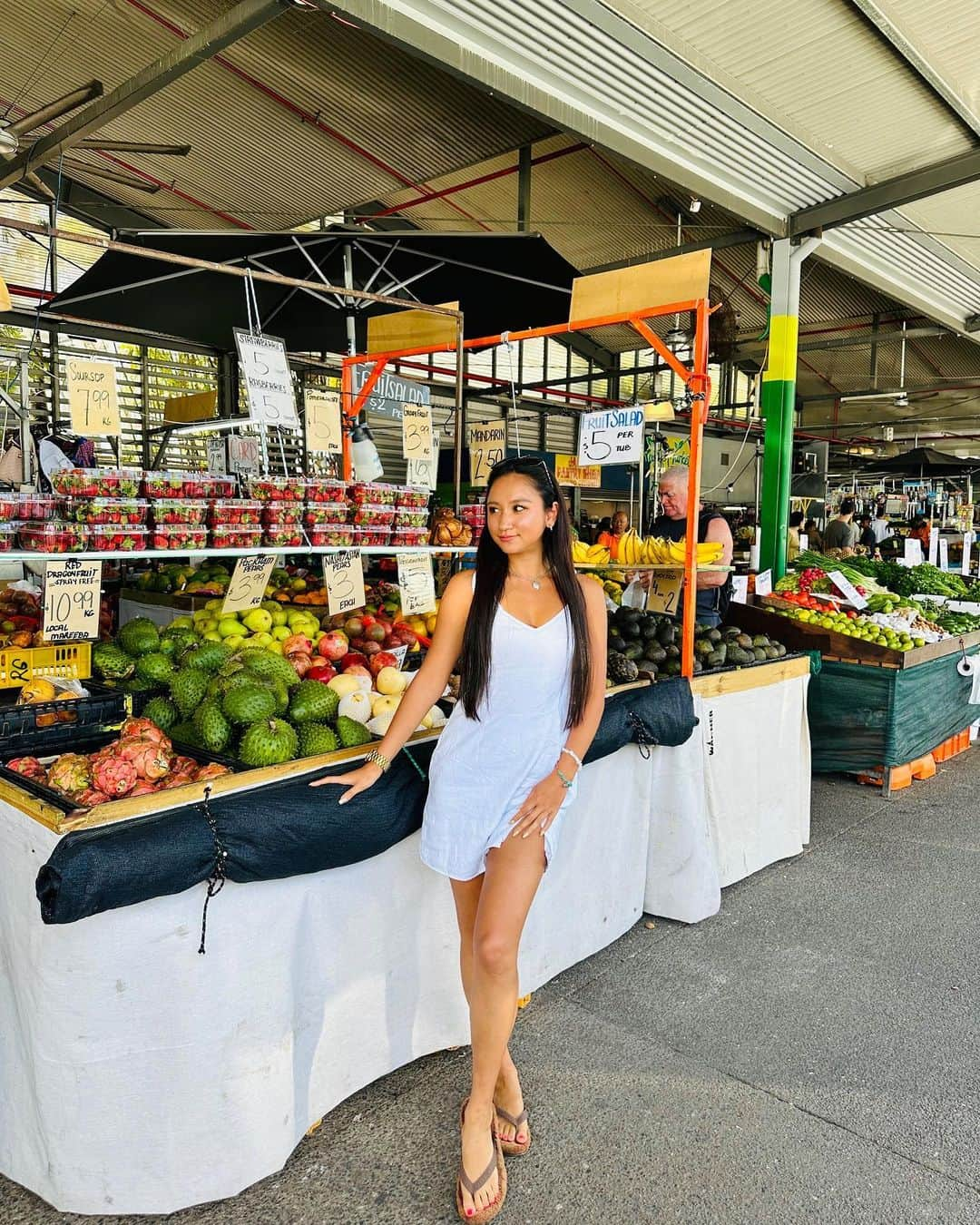 平田あいりのインスタグラム：「毎週ここで買い物してる🛒🤭変なフルーツいっぱいあるんだよ🥭🥝🍐」