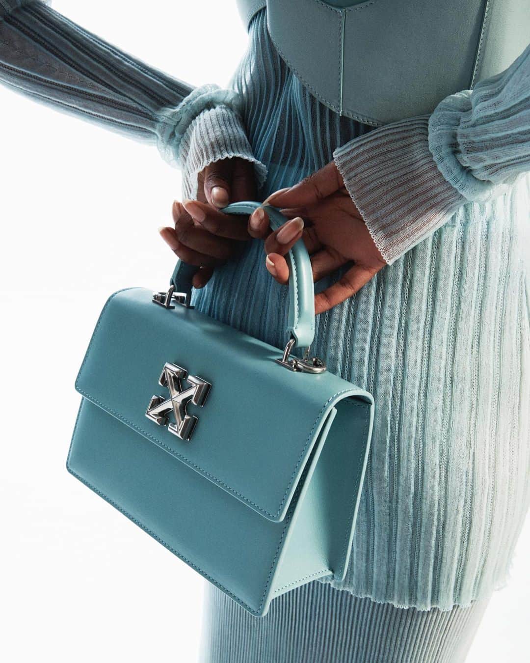 OFF-WHITE C/O VIRGIL ABLOHのインスタグラム：「women's Off-White™ light blue "Jitney" 2.8 shoulder bag now available at select Off-White™ boutiques worldwide」