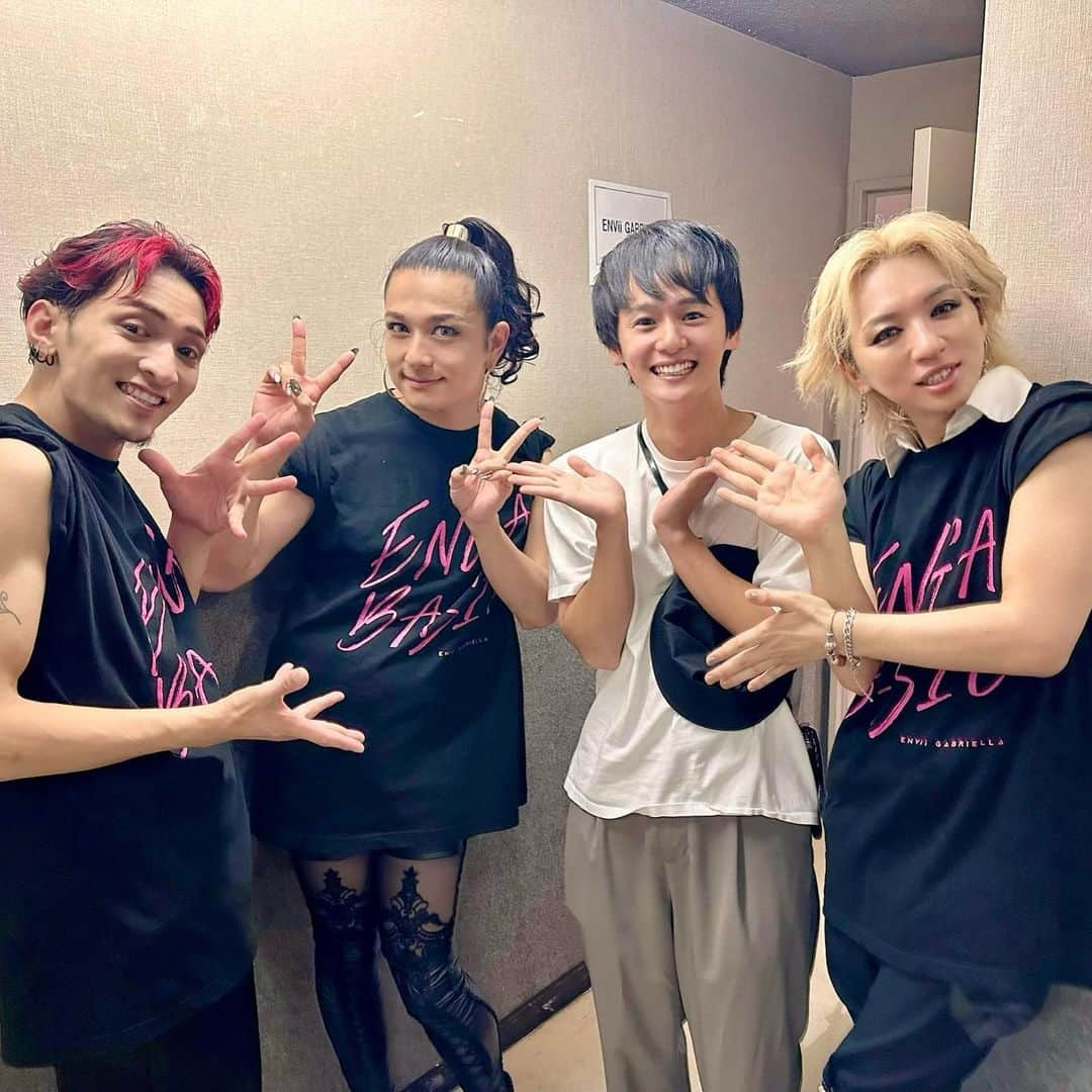 HIDEKiSMさんのインスタグラム写真 - (HIDEKiSMInstagram)「ENVii GABRIELLA LIVE TOUR 2023 「ENGABASIC」 WE❤️名古屋  名古屋も最高💋  明日は札幌‼️ 盛り上がる準備できてます？  #ENGABASIC #ENGABASIC祭 #ENViiGABRIELLA #Takassy #HIDEKiSM #Kamus #エンガブ  #ENGAB #ENGA部 #エンガ部 #GAVii」8月19日 20時10分 - hidekism