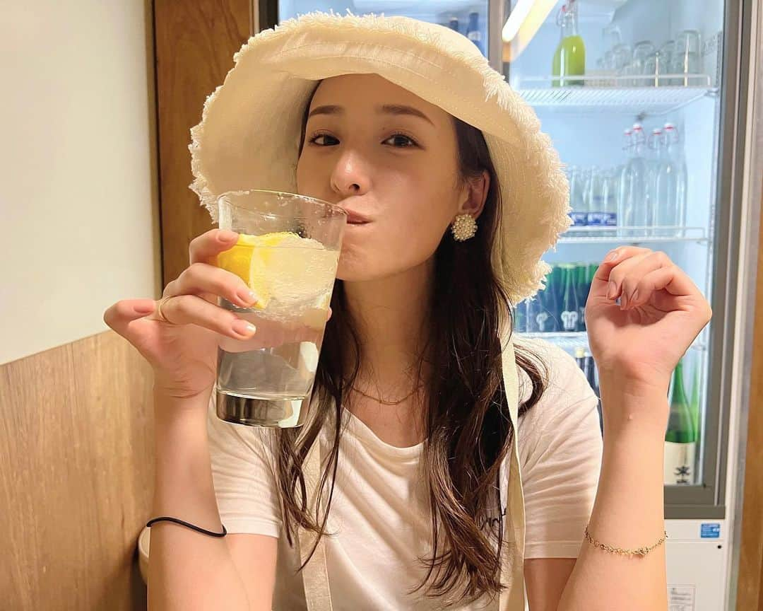 鈴木望のインスタグラム：「たくさん食べて たくさん飲むことが なによりの贅沢！♡ ⁡ #仲良しなお友達と #最高の時間  #渋谷　#お酒　#乾杯」