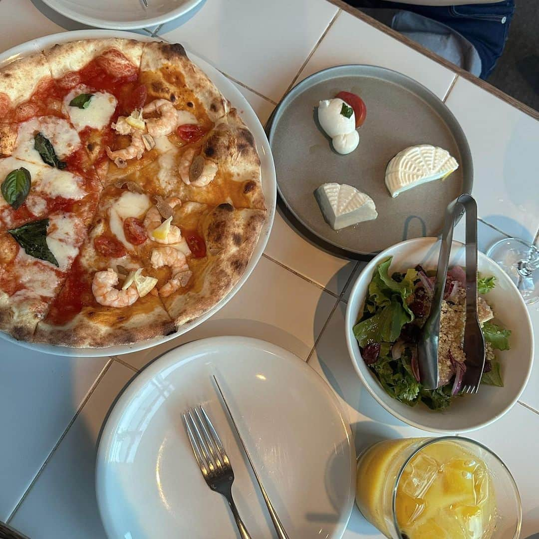 谷口めぐさんのインスタグラム写真 - (谷口めぐInstagram)「🧀   #goodcheesegoodpizza   #日比谷カフェ」8月19日 12時49分 - o_megu1112