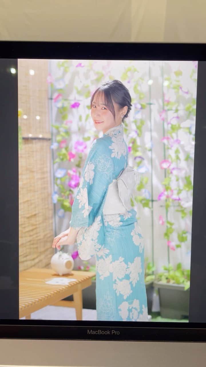 兵頭葵のインスタグラム：「撮影風景🌻  #浴衣 #浴衣ヘアアレンジ  #STU48 #兵頭葵」