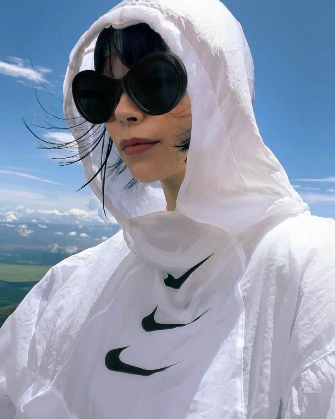 のインスタグラム：「SAUVAGE EYEWEAR SIMONE🕶️  👽👽👽🛸」