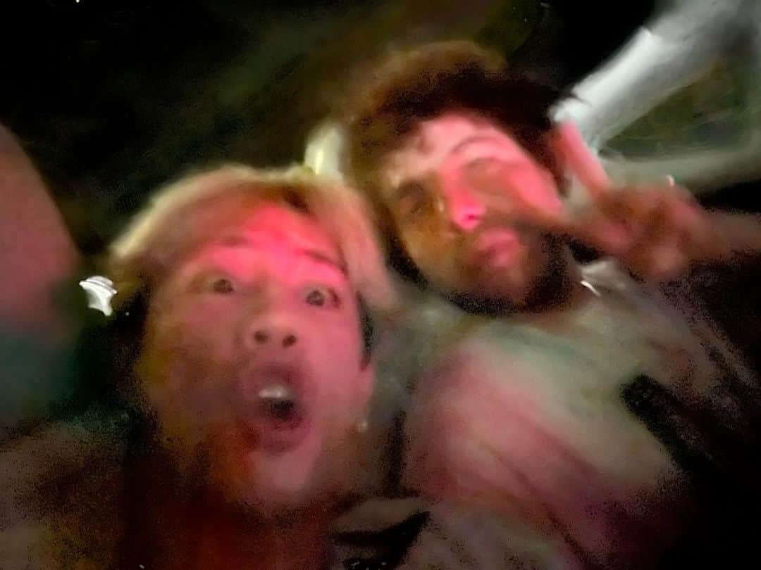 Taka のインスタグラム：「Hanging with my @itsbennyblanco」