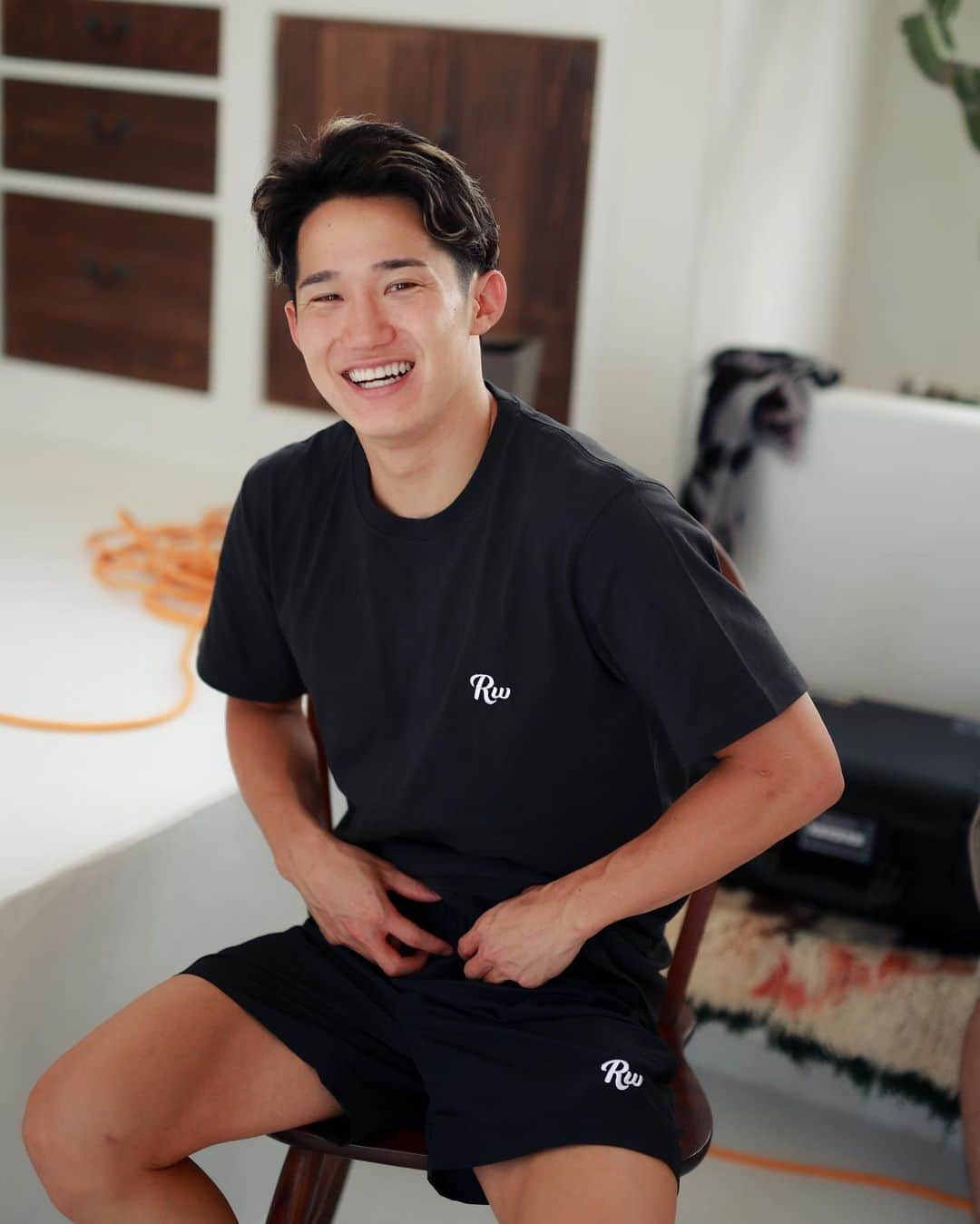 荒井陸のインスタグラム：「🚨 @roughwell_wear  POPUP STORE開催🤽‍♂️🩵  🗓️開催日時 9/2（土）13:00~18:00 ［完全予約制］ 9/3（日）13:00~18:00［一般のお客様］  📍開催場所 @tobarier_gallery  世田谷区奥沢8-13-9  9/2は予約制になっているので メルマガのフォームから予約を! もしメルマガを登録をしてない場合は @roughwell_wear のアカウントにDMを!  9/3は誰でも入場できますので お友達、ご家族と一緒にお越しください!  友達も連絡してね〜! お会いできるのを楽しみにしています😊」