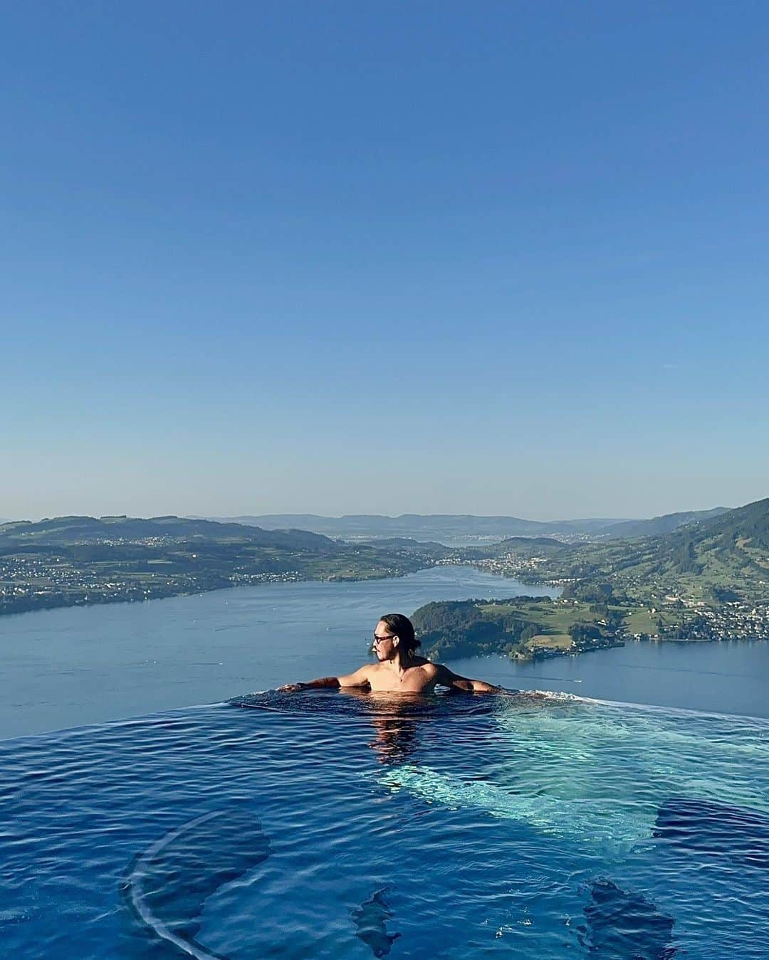 高野勇樹のインスタグラム：「@burgenstockresort   #switzerland #luzern #luzernlake #luzerncity」