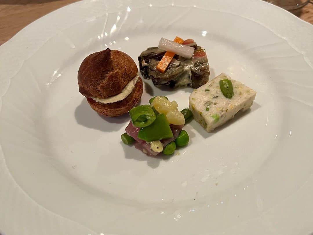 長谷川るいさんのインスタグラム写真 - (長谷川るいInstagram)「. . . どのお料理も とっても美味しくて幸せだった🍽💓 . . . . #岡山ディナー #岡山グルメ  #パダンパダン」8月19日 16時14分 - erika_okym
