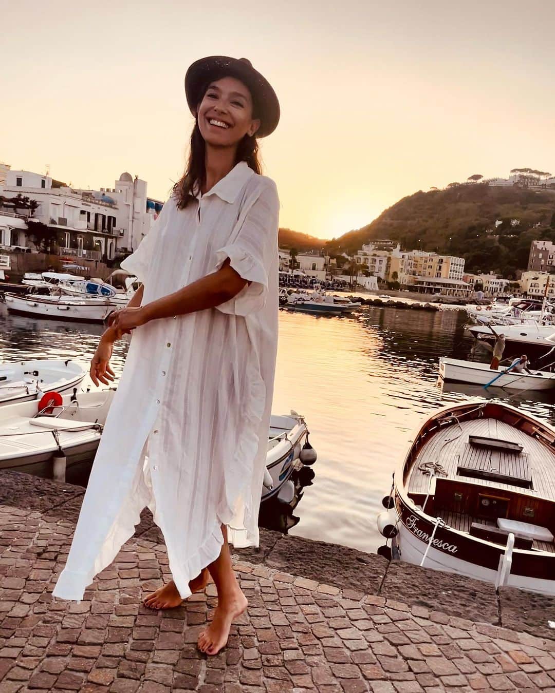 Stella Egittoのインスタグラム：「Danza mangia bevi sorridi nuota sii grata,  insomma estateggia. . . . . #lastagione」