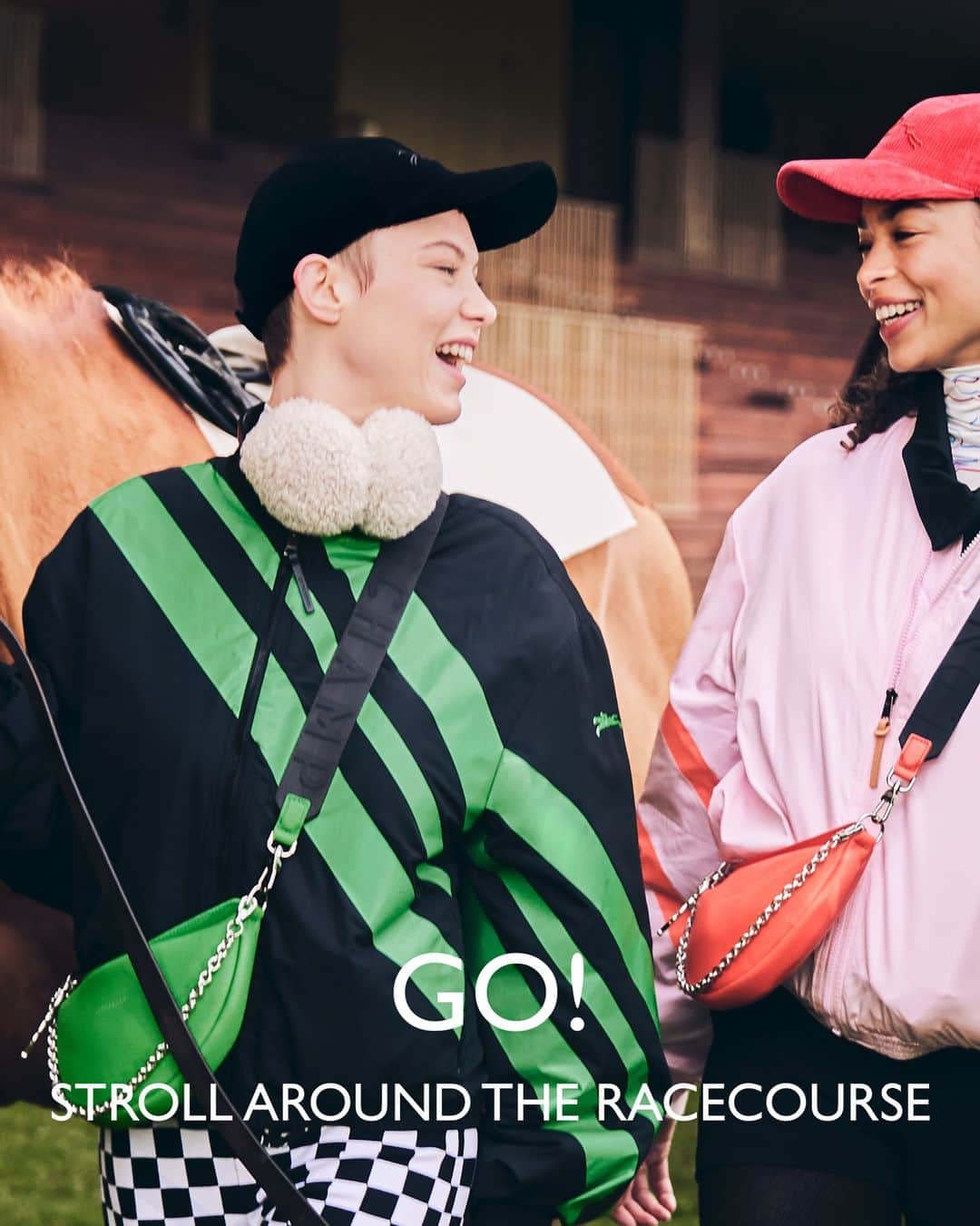 のインスタグラム：「Meet us AT THE RACES.  Collection: #LongchampFW23 Ready-to-wear: @longchamp  Photographer: @guillaumesanner Hair stylist: Pierre Saint-Sever Make-up artist: @helenevasnier Model: @mariebelleworlds and @zoethaets   #longchamp #newcollection #horseracing #french #jackets #longchampgirls #friendship #friends #laugh」