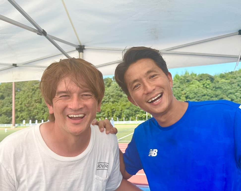 カレン・ロバートさんのインスタグラム写真 - (カレン・ロバートInstagram)「今日は『マルハン×シントトロイデンカップ』のゲストで八千代市に行ってきました🤩🙌ﾔﾋﾟｰ もう久々福さんに会えたり、ゆーとさんも坪井さんもいるし梅ちゃんとマキヒカくんも来ててかなり豪華なイベントでした🥳👏 子供たちもみんな喜んでてうれしかったー🤩👍 本当素晴らしいイベントでした！！ #マルハン#シントトロイデン#ベルギー」8月19日 17時09分 - bobby201608