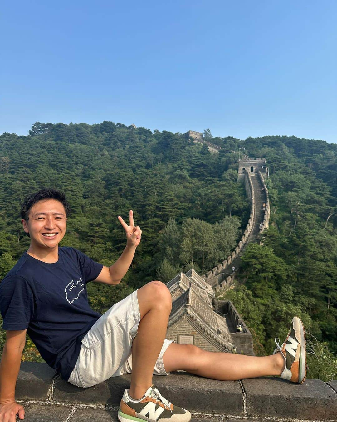 坂崎裕介さんのインスタグラム写真 - (坂崎裕介Instagram)「Kenangan di Beijing😌🇨🇳  Ke Great Wall, 清華大学(Tsinghua university), Universal Studio Beijing dan 天安門広場(tiananmen square)🇨🇳 sumpah bagus banget semua!!! Seru banget chinaaaaaa!!! Masih lanjut trip china, hongkong, taiwan👍 tunggu vlognya ya guys✌️  #wasedaboys#worldtrip#china#beijing#yusuke」8月19日 17時39分 - skzk_yusuke