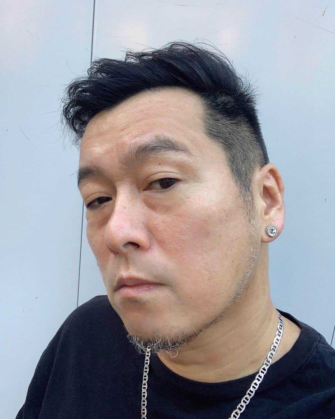 黒沢薫さんのインスタグラム写真 - (黒沢薫Instagram)「明日に向けてさっぱり。 #haircut #instafashion #黒沢薫  #lovelife #hairsalon #短髪　#selfie #やっぱり苦手」8月19日 18時32分 - kaorukurosawa_lovelife