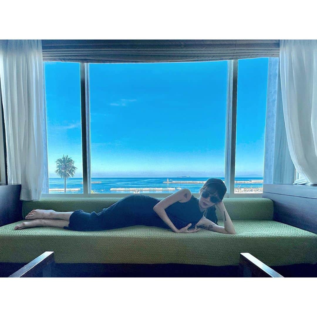 中川ジュリアさんのインスタグラム写真 - (中川ジュリアInstagram)「熱海旅行 夜は4軒も呑み歩いた🍶  #SHEINadornlife 着てった服はALL SHEIN💃🏽」8月19日 18時50分 - julia05_23