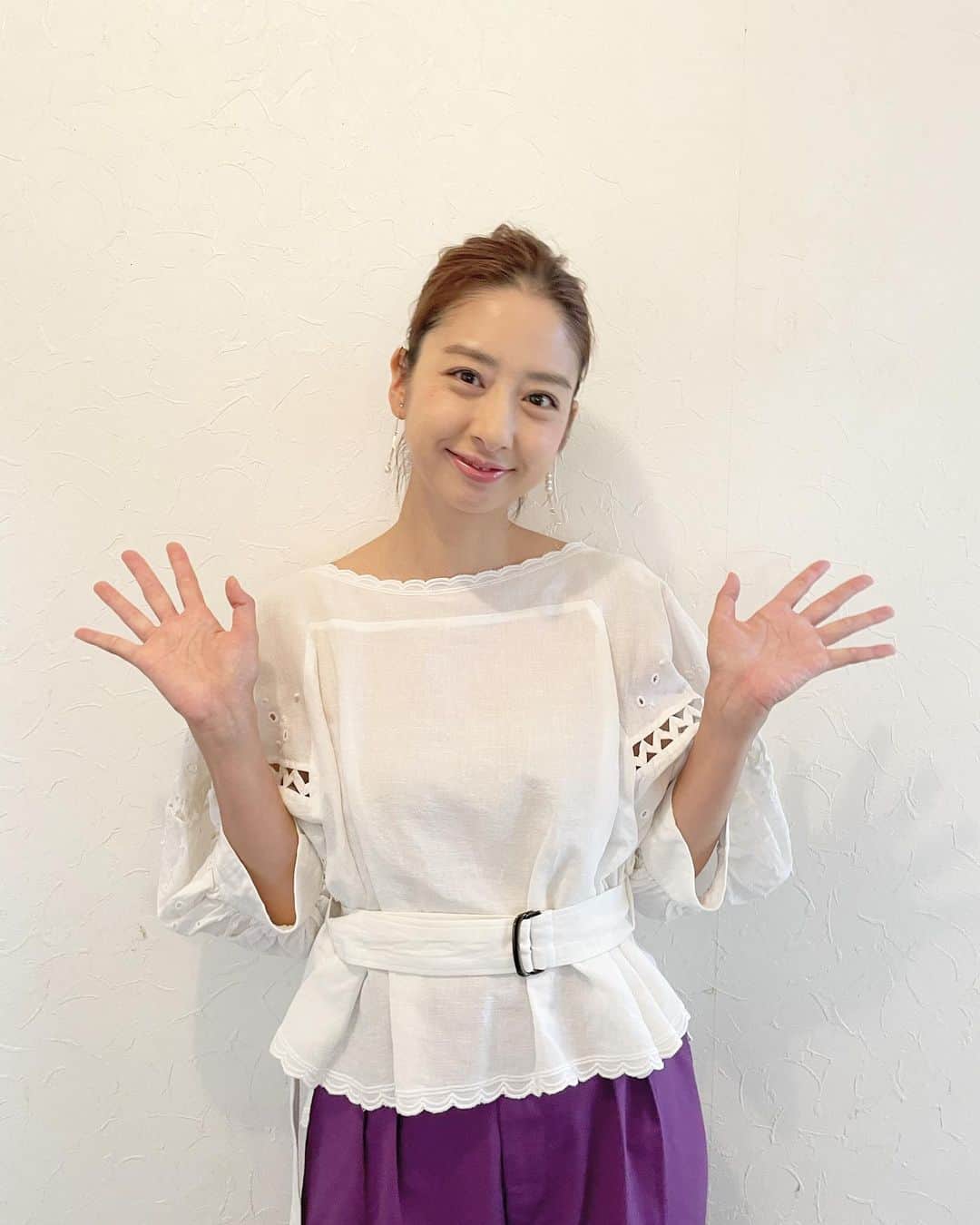 中田あすみのインスタグラム：「8/25(金)15:40〜テレビ東京「よじごじDays」に出演させていただきます！  テーマは「夏こそラクラク！人気家政婦のゆる掃除術」！！ 本当にタメになるお掃除方法ばかりで、私は早速家のお掃除に取り入れてますw 是非ご覧ください✨  #よじごじdays #夏のお掃除術 #中田あすみ」