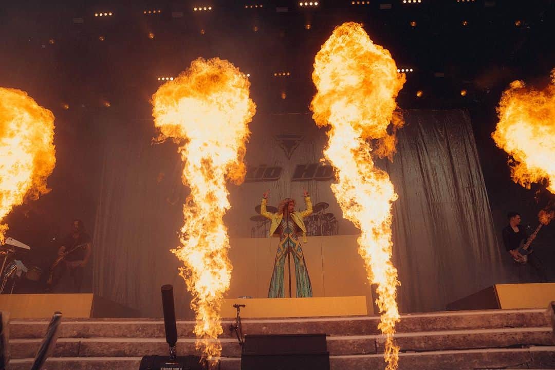のインスタグラム：「San Hejmo! That was a hot! 🔥  📸 @leonschlesselmann」